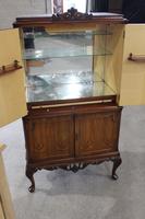 1940s Elegant Walnut Drinks Cabinet (5 of 5) 1940s Elegant Walnut Drinks Cabinet (5 of 5)