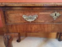 Rare George II Irish Walnut Lowboy (3 of 9) Rare George II Irish Walnut Lowboy (3 of 9)