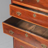 Tall George III Irish Inlaid Mahogany Chest of Drawers (7 of 10) Tall George III Irish Inlaid Mahogany Chest of Drawers (7 of 10)