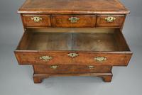 Superb Burr Walnut 18th Century Walnut Chest of Drawers (6 of 9) Superb Burr Walnut 18th Century Walnut Chest of Drawers (6 of 9)