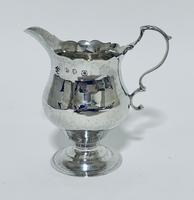 Antique 18th Century Georgian Solid Sterling Silver Milk or Cream Jug (3 of 12) Antique 18th Century Georgian Solid Sterling Silver Milk or Cream Jug (3 of 12)