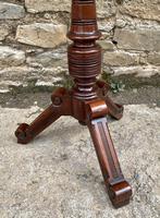 Victorian Walnut Adjustable Shaving Stand (5 of 17) Victorian Walnut Adjustable Shaving Stand (5 of 17)