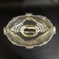 Victorian Scottish Silver Table Centre Bowl (6 of 9) Victorian Scottish Silver Table Centre Bowl (6 of 9)