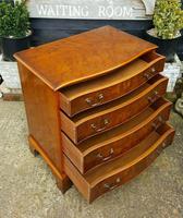 Burr Yew Serpentine Front Chest of Drawers (4 of 5) Burr Yew Serpentine Front Chest of Drawers (4 of 5)