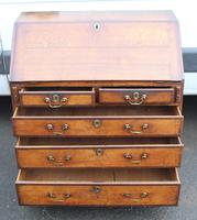 1850's Small Oak Bureaux with Crossbanding around Drawers (4 of 6) 1850's Small Oak Bureaux with Crossbanding around Drawers (4 of 6)