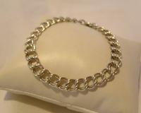 Vintage Sterling Silver Bracelet 1976 Double Curb With Heart Padlock 7 1/2" Length (4 of 11) Vintage Sterling Silver Bracelet 1976 Double Curb With Heart Padlock 7 1/2" Length (4 of 11)
