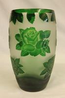 Green Glass Cameo Vase (2 of 5) Green Glass Cameo Vase (2 of 5)