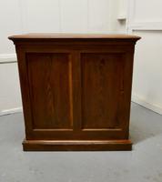 Sturdy 19th Century Pitch Pine 2 Door Cupboard (5 of 8) Sturdy 19th Century Pitch Pine 2 Door Cupboard (5 of 8)