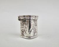 18th Century Dutch Silver Peppermint Box c.1780 (6 of 8) 18th Century Dutch Silver Peppermint Box c.1780 (6 of 8)