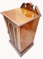 Good Quality Victorian Walnut Bedside Cabinet (4 of 5) Good Quality Victorian Walnut Bedside Cabinet (4 of 5)