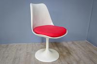 Tulip Chairs by Eero Saarinen (5) (6 of 6) Tulip Chairs by Eero Saarinen (5) (6 of 6)
