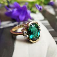Vintage 18ct Gold Green Tourmaline & Diamond Dress Ring (4 of 13) Vintage 18ct Gold Green Tourmaline & Diamond Dress Ring (4 of 13)