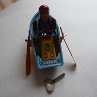 Vintage Tin Plate Wind Up Boat (2 of 10) Vintage Tin Plate Wind Up Boat (2 of 10)