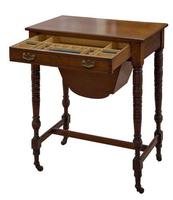 Edwardian Walnut Work Table (3 of 5) Edwardian Walnut Work Table (3 of 5)