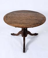 Early 19th Century Country Oak Tilt-Top Breakfast Table (2 of 9) Early 19th Century Country Oak Tilt-Top Breakfast Table (2 of 9)