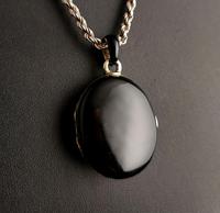 Victorian Mourning Locket, Black Enamel & Seed Pearl (7 of 13) Victorian Mourning Locket, Black Enamel & Seed Pearl (7 of 13)
