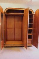 Quality Burr Walnut Triple Wardrobe c.1930 (4 of 15) Quality Burr Walnut Triple Wardrobe c.1930 (4 of 15)