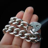 Vintage Heavy Chunky Heart Padlock Sterling Silver Curb Bracelet (9 of 10) Vintage Heavy Chunky Heart Padlock Sterling Silver Curb Bracelet (9 of 10)