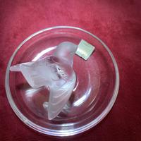 Lalique "Sparrow" Ring Dish in Clear & Frosted Glass with Original Label (5 of 9) Lalique "Sparrow" Ring Dish in Clear & Frosted Glass with Original Label (5 of 9)