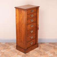 Walnut Wellington Chest (16 of 19) Walnut Wellington Chest (16 of 19)