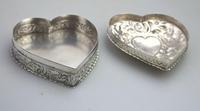 William Comyns - Good Solid Silver Novelty Heart Box c.1895 (9 of 11) William Comyns - Good Solid Silver Novelty Heart Box c.1895 (9 of 11)