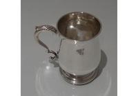 antique George III Sterling Silver Christening Mug London 1785 Hester Bateman (3 of 10) antique George III Sterling Silver Christening Mug London 1785 Hester Bateman (3 of 10)