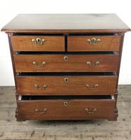 Antique George III Walnut Chest of Drawers (10 of 14) Antique George III Walnut Chest of Drawers (10 of 14)