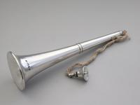 George V Novelty Silver Hunting Horn Table Lighter by Carrington & Co, London, 1935 (7 of 9) George V Novelty Silver Hunting Horn Table Lighter by Carrington & Co, London, 1935 (7 of 9)