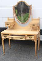 1900's Elegant Country Pine Dressing Table with Central Mirror (2 of 4) 1900's Elegant Country Pine Dressing Table with Central Mirror (2 of 4)