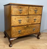 Attractive Walnut Chest of Drawers (4 of 7) Attractive Walnut Chest of Drawers (4 of 7)