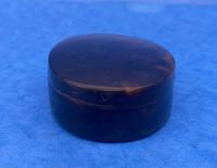 1900s Oval Tortoiseshell Box (7 of 9) 1900s Oval Tortoiseshell Box (7 of 9)