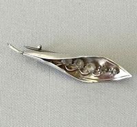 George V Silver & Paste Diamond Leaf Brooch