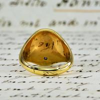 The Vintage 1987 Sunrise Diamond Signet Ring (4 of 7) The Vintage 1987 Sunrise Diamond Signet Ring (4 of 7)