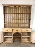 Large Victorian Antique Pine Dresser (10 of 17) Large Victorian Antique Pine Dresser (10 of 17)