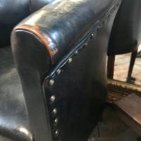 Early 20th Century Leather Chair with Crest (6 of 6) Early 20th Century Leather Chair with Crest (6 of 6)