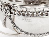 William Comyns Edwardian Silver Potpourri Bowl (5 of 6) William Comyns Edwardian Silver Potpourri Bowl (5 of 6)