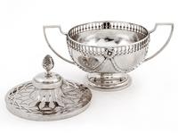 William Comyns Edwardian Silver Potpourri Bowl (3 of 6) William Comyns Edwardian Silver Potpourri Bowl (3 of 6)