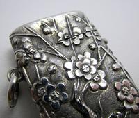 Very Rare Wang Hing Solid Silver Chinese Export Antique Vesta Case Match Box, 19th-Century c.1890 (8 of 9) Very Rare Wang Hing Solid Silver Chinese Export Antique Vesta Case Match Box, 19th-Century c.1890 (8 of 9)