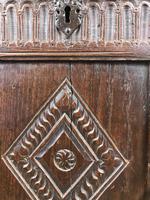 Antique 18th Century Oak Coffer With Carved Front (7 of 16) Antique 18th Century Oak Coffer With Carved Front (7 of 16)