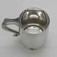 George V Sterling Silver Pint Mug Birmingham 1929 Suckling Ltd (3 of 7) George V Sterling Silver Pint Mug Birmingham 1929 Suckling Ltd (3 of 7)