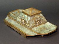 Parisian bronze caster Inkwell. (6 of 8) Parisian bronze caster Inkwell. (6 of 8)