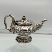 Antique George IV Sterling Silver Teapot London 1824 John Craddock & William Reid (11 of 11) Antique George IV Sterling Silver Teapot London 1824 John Craddock & William Reid (11 of 11)