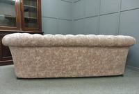 Late Victorian Chesterfield Sofa (11 of 14) Late Victorian Chesterfield Sofa (11 of 14)