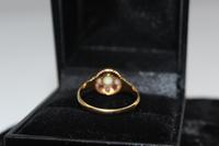 18ct Victorian Ruby & Pearl Gold Ring, size O, weighing 2g (3 of 5) 18ct Victorian Ruby & Pearl Gold Ring, size O, weighing 2g (3 of 5)