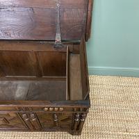 17th Century Oak Geometric Moulded Antique Coffer (6 of 7) 17th Century Oak Geometric Moulded Antique Coffer (6 of 7)