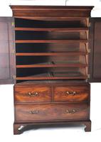 Late 18th Century English Flame Mahogany Linen Press (5 of 10) Late 18th Century English Flame Mahogany Linen Press (5 of 10)
