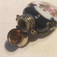 Antique Porcelain Chatelaine Scent Bottle (2 of 5) Antique Porcelain Chatelaine Scent Bottle (2 of 5)