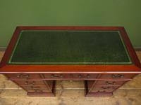 Small Antique Reproduction Pedestal Desk with Leather top, Brights of Nettlebed (6 of 10) Small Antique Reproduction Pedestal Desk with Leather top, Brights of Nettlebed (6 of 10)