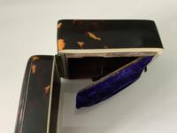 Tortoiseshell Watch Box (4 of 7) Tortoiseshell Watch Box (4 of 7)