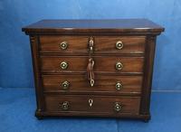 Victorian mahogany miniature chest of drawers (13 of 18) Victorian mahogany miniature chest of drawers (13 of 18)